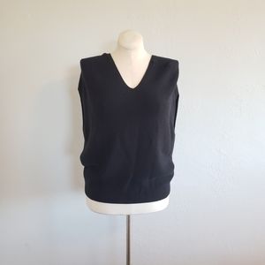 Uniqlo Sleeveless Knit Sweater